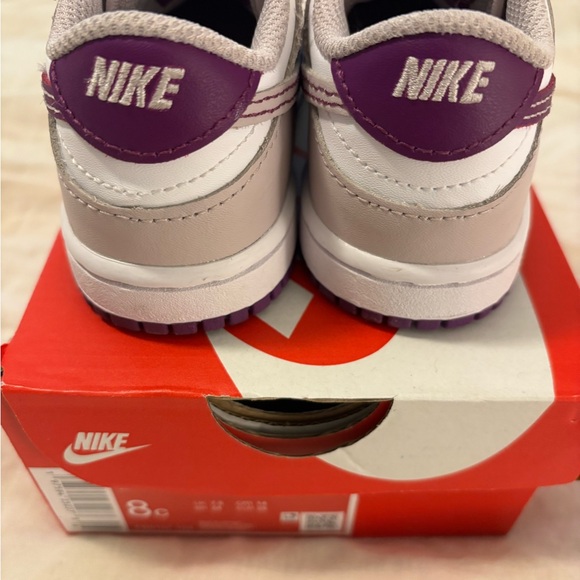 Toddler Nike Dunk Low White/Platinum Violet/Viotech - Picture 4 of 4